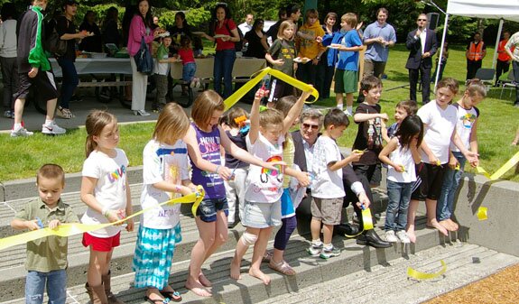 Playground ribbon cutting 1